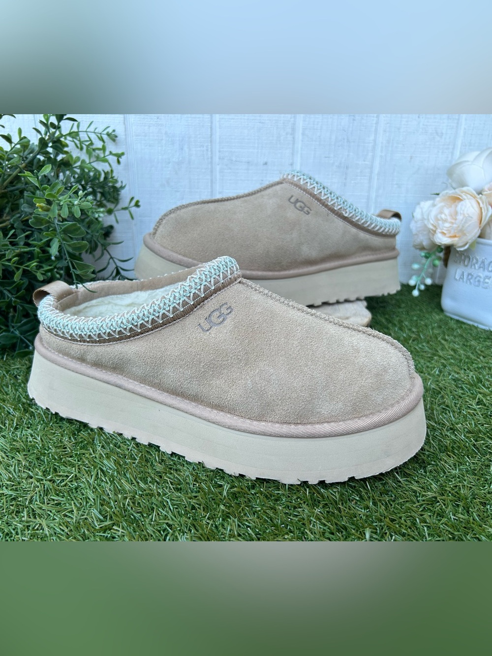 UGG Tazz women size 10
BestSeller/ gently used
Color :Sand - Picture 6 of 16